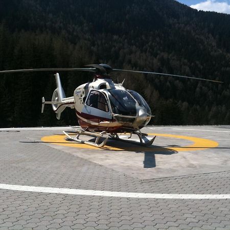 Hotel Chalet Elisabeth Dolomites Alpin & Charme Selva di Val Gardena Exterior foto