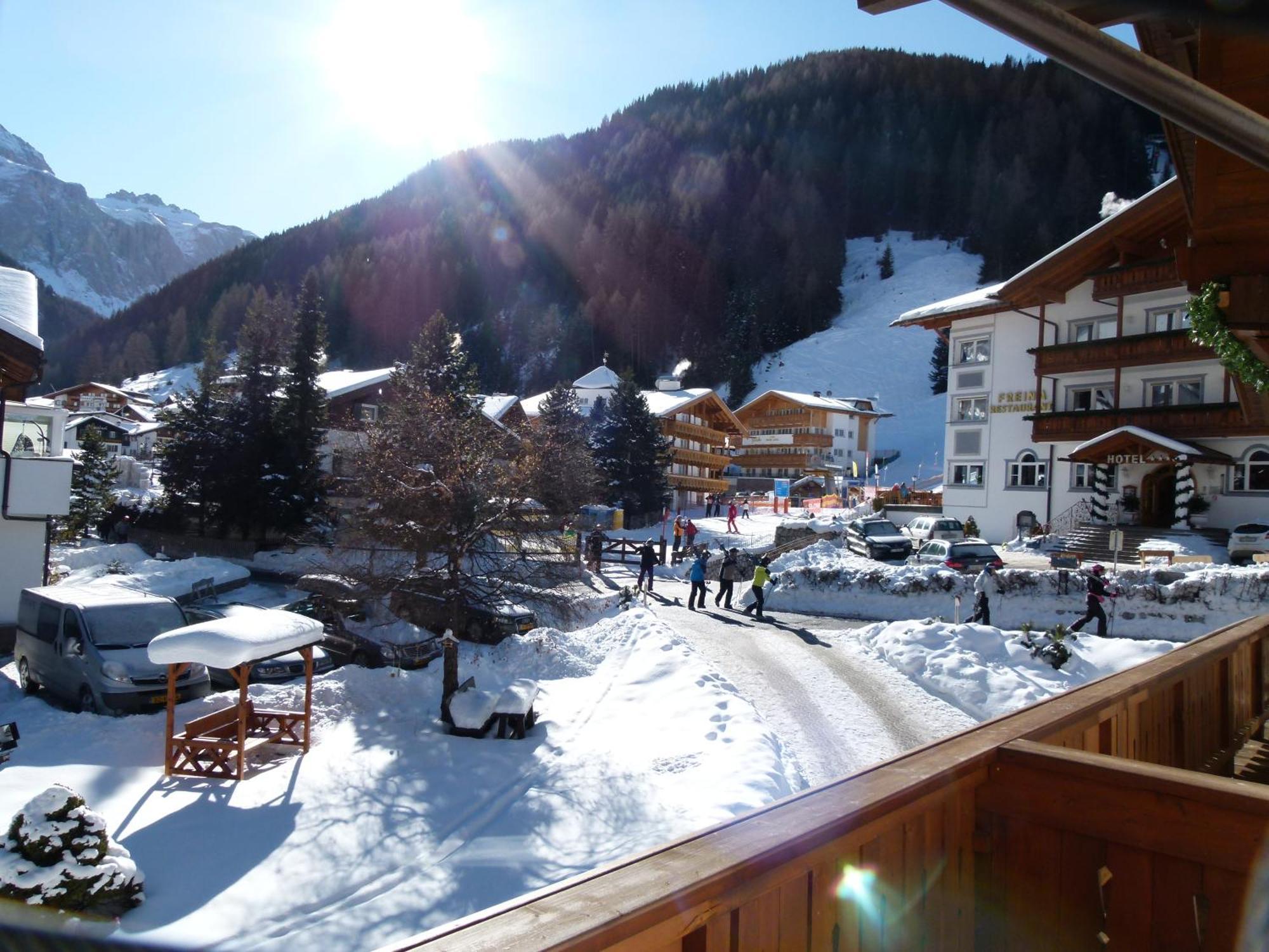 Hotel Chalet Elisabeth Dolomites Alpin & Charme Selva di Val Gardena Exterior foto