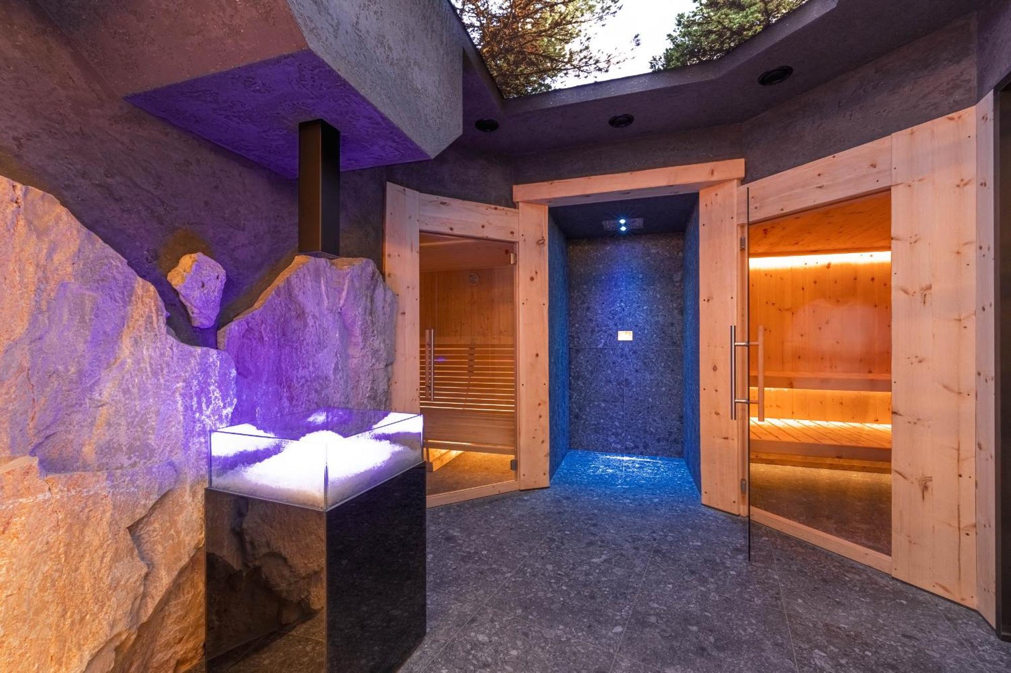 Chalet Elisabeth Dolomites Alpin & Charme Selva di Val Gardena Exterior foto